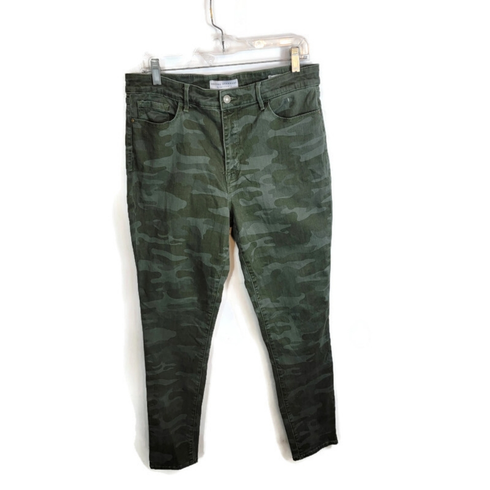 Social Standard Anthro By Sanctuary High Rise Skinny Camouflage Print Jeans - Picture 4 of 11